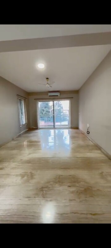Living Room in 3.5 BHK Apartment at Elegant Solitaire, Cunningham Road – for Rent
