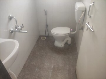 Bathroom in 1 RK Apartment at Guruwar Peth – for Rent