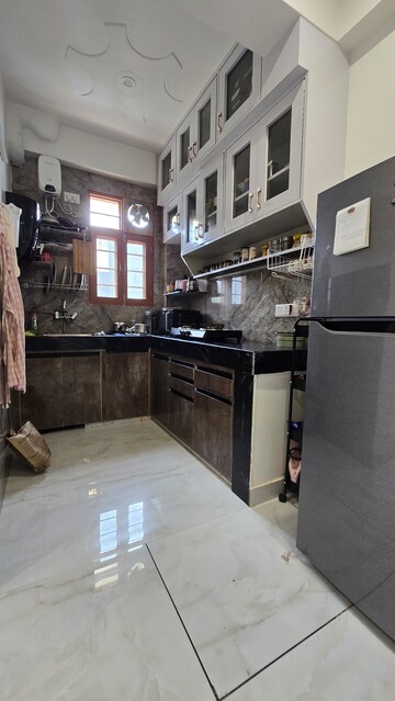 Staircase in 2 BHK Builder Floor at The Estate Floors, Sector 43 – for Rent