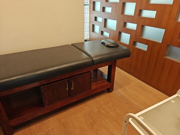 Furnished Amenities in 3.5 BHK Apartment at Hm Grandeur, Frazer Town – for Rent