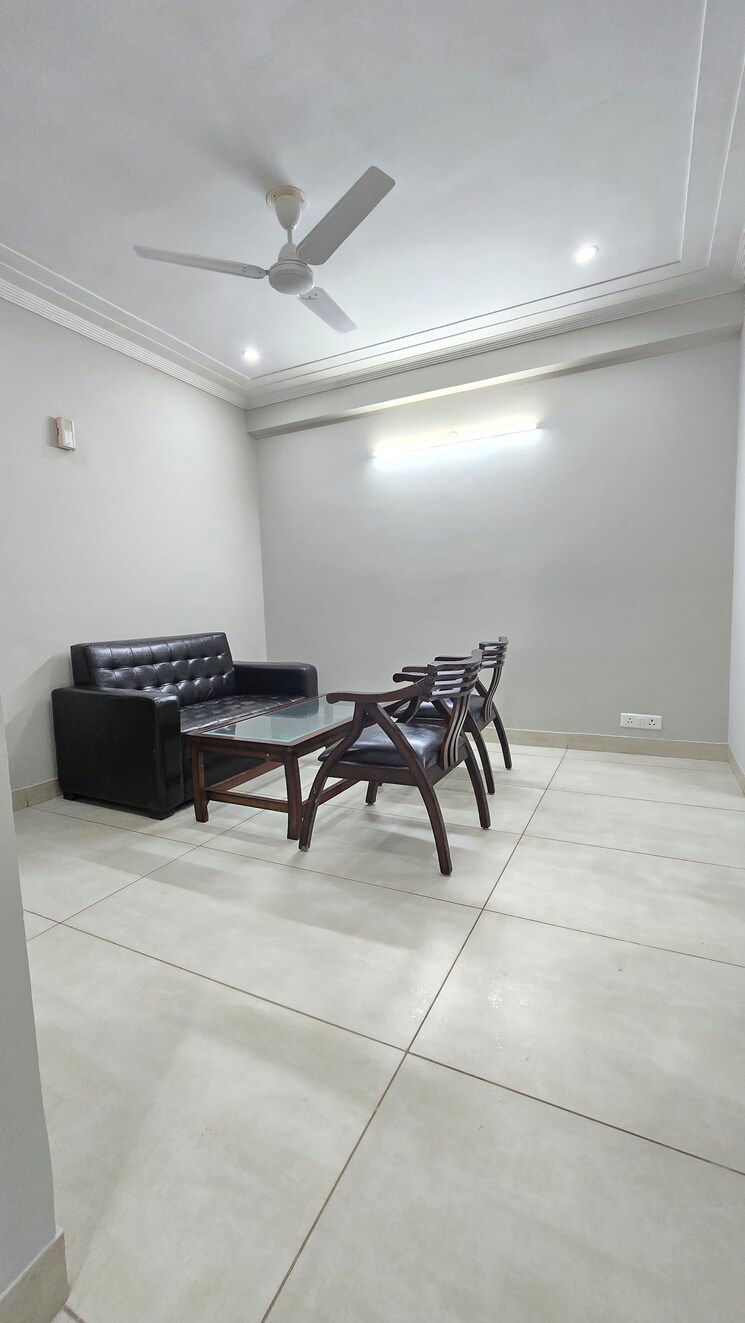 Cover Image, the-estate-floors 1 Bedroom 850 Sq.Ft. Builder Floor In Sector 43 Gurgaon 9725662