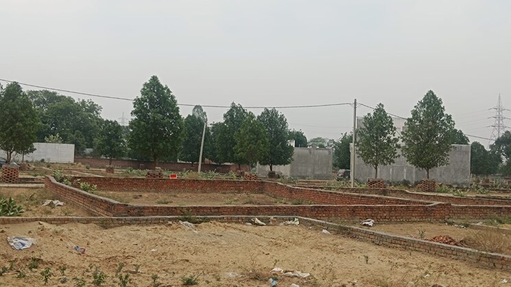 undefined, garden-estate-township  2000 Sq.Ft. Plot In Gomti Nagar Lucknow 9725648