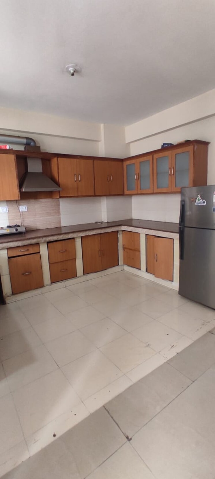 Kitchen, vatika-city 3 Bedroom 1560 Sq.Ft. Apartment In Sector 49 Gurgaon 9725666