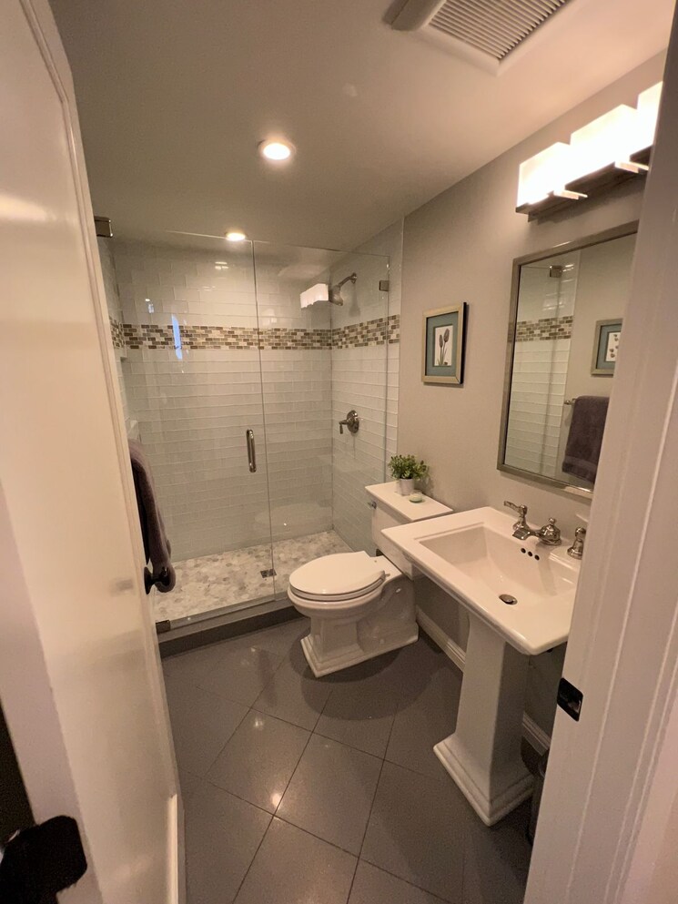 Bathroom, ram krishna nagar 3 Bedroom 1600 Sq.Ft. Apartment In Ram Krishna Nagar Mumbai 9725652