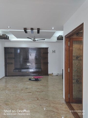 Building Lobby in 3 BHK Apartment at Arkavathy Layout – for Rent