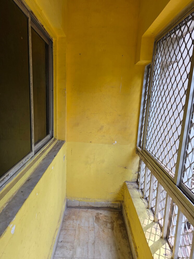 Balcony, new-india-himalaya 1.5 Bedroom 650 Sq.Ft. Apartment In Andheri East Mumbai 9725693