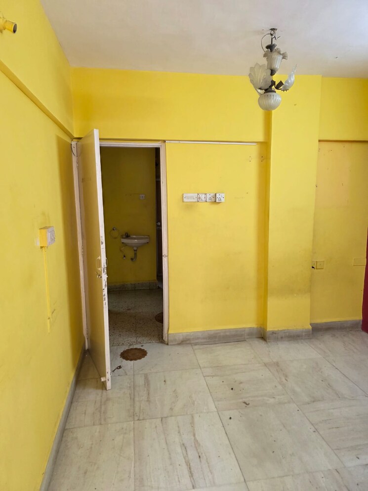 Bedroom, new-india-himalaya 1.5 Bedroom 650 Sq.Ft. Apartment In Andheri East Mumbai 9725693