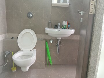 Bathroom in 1 BHK Apartment at Yash Laxman Niwas, Malad West – for Rent