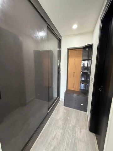 Building Lobby in 1 BHK Builder Floor at The Estate Floors, Sector 43 – for Rent