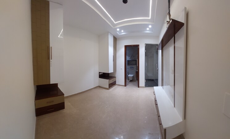 Room, sector 7 dwarka 4 Bedroom 1700 Sq.Ft. Builder Floor In Sector 7 Dwarka Delhi 9725702