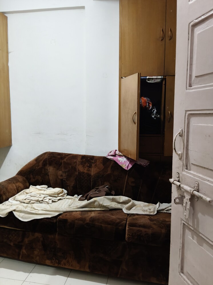 Bedroom, kunj-vihar 1 Bedroom 325 Sq.Ft. Apartment In Santacruz East Mumbai 9725737