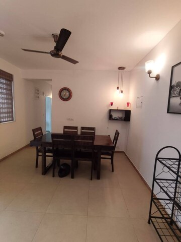 Master Bedroom in 2 BHK Apartment at DLF The Princeton Estate, Dlf Phase V – for Rent