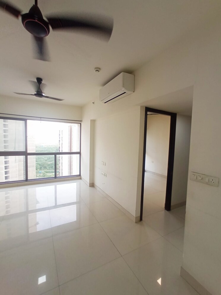 Room, kalpataru-immensa 3 Bedroom 950 Sq.Ft. Apartment In Kolshet Road Thane 9725776