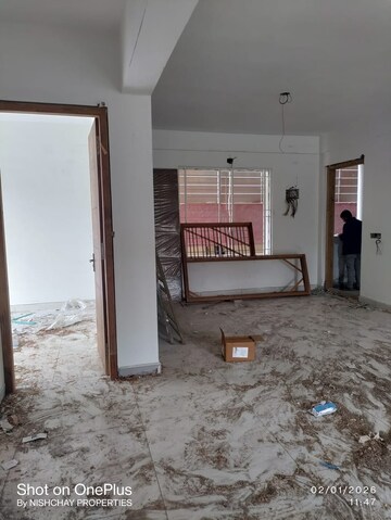 Room in 2 BHK Apartment at Lingarajapuram – for Sale