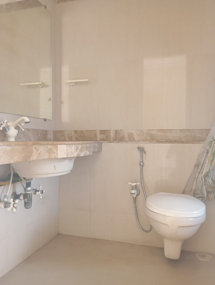 Bathroom, raheja-acropolis 2 Bedroom 750 Sq.Ft. Apartment In Deonar Mumbai 9725772