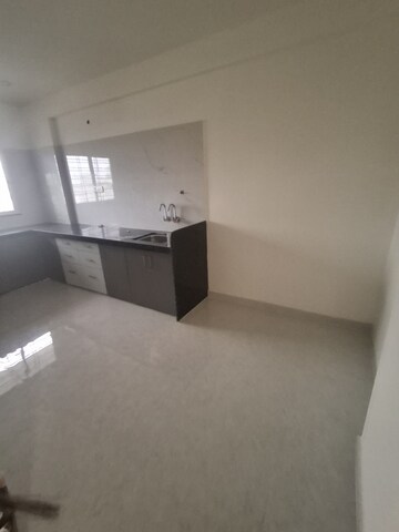 Furnished Amenities in 3 BHK Apartment at Narendra Nagar – for Rent