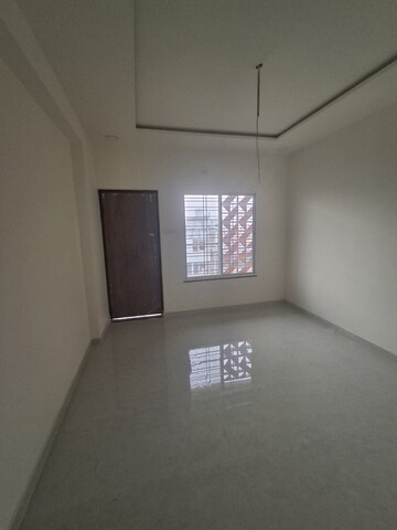 Furnished Amenities in 3 BHK Apartment at Narendra Nagar – for Rent