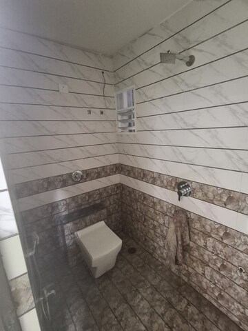 Attached Bathroom in 3 BHK Apartment at Narendra Nagar – for Rent