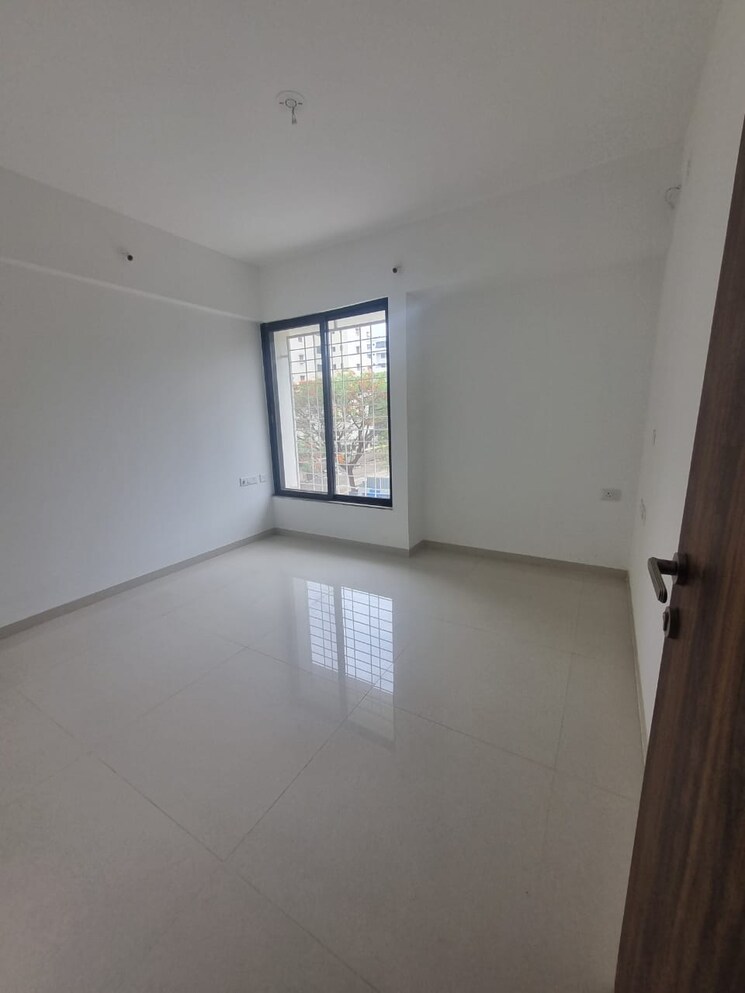 Room, arv-uthville 2 Bedroom 1020 Sq.Ft. Apartment In Kharadi Pune 9725892