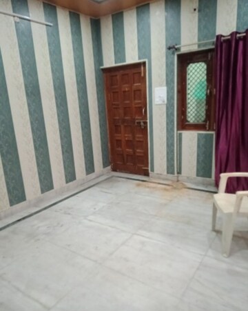 2 BHK Villa For Rent in Aliganj