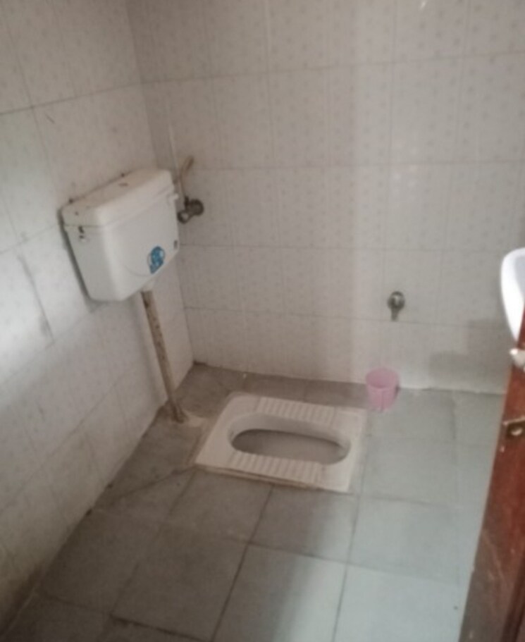 Bathroom, aliganj 2 Bedroom 960 Sq.Ft. Villa In Aliganj Lucknow 9725909