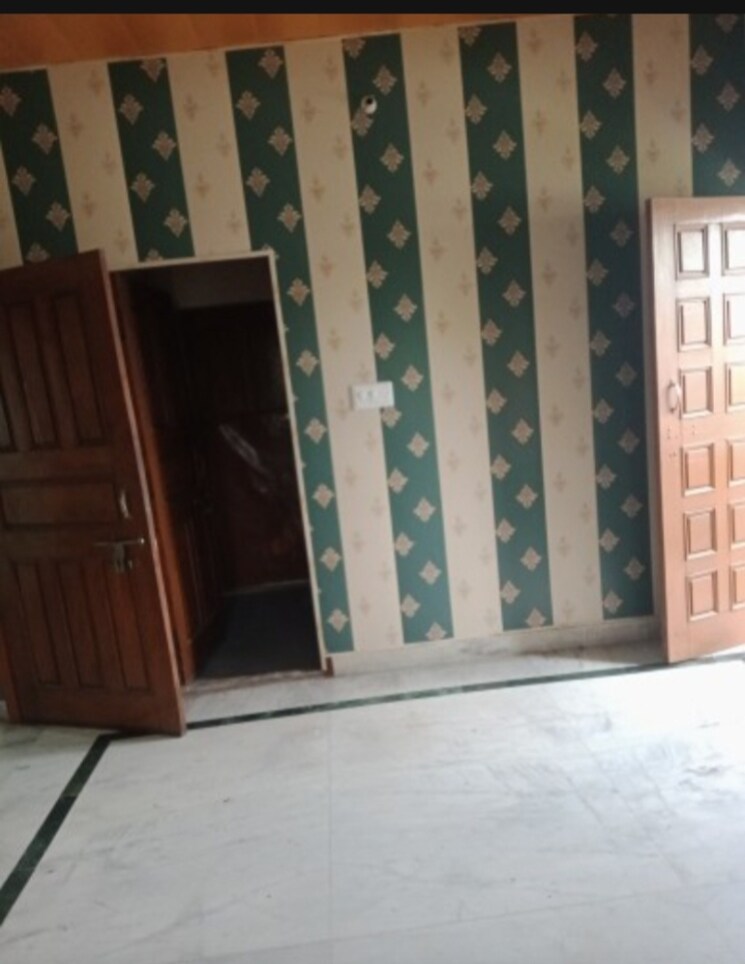 Balcony, aliganj 2 Bedroom 960 Sq.Ft. Villa In Aliganj Lucknow 9725909