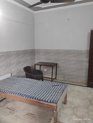 2 BHK Independent House For Rent in Beta I Greater Noida
