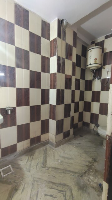 Kitchen in 3 BHK Builder Floor at Palm Residency Chhatarpur, Chattarpur – for Rent