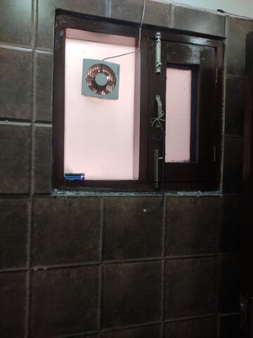 Building Lobby in 3 BHK Builder Floor at Pir Machalla – for Rent