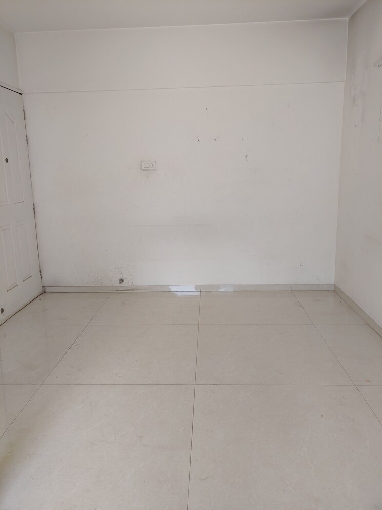 Bathroom, galore-park 2 Bedroom 1000 Sq.Ft. Apartment In Bavdhan Pune 9726059