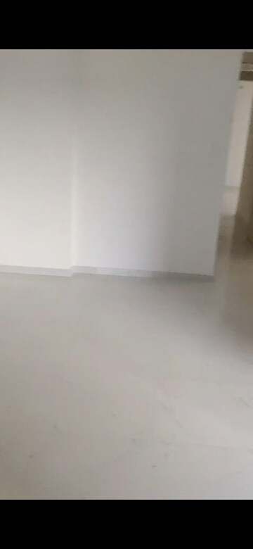 Room in 1.5 BHK Apartment at Runwal Gardens, Dombivli East – for Rent