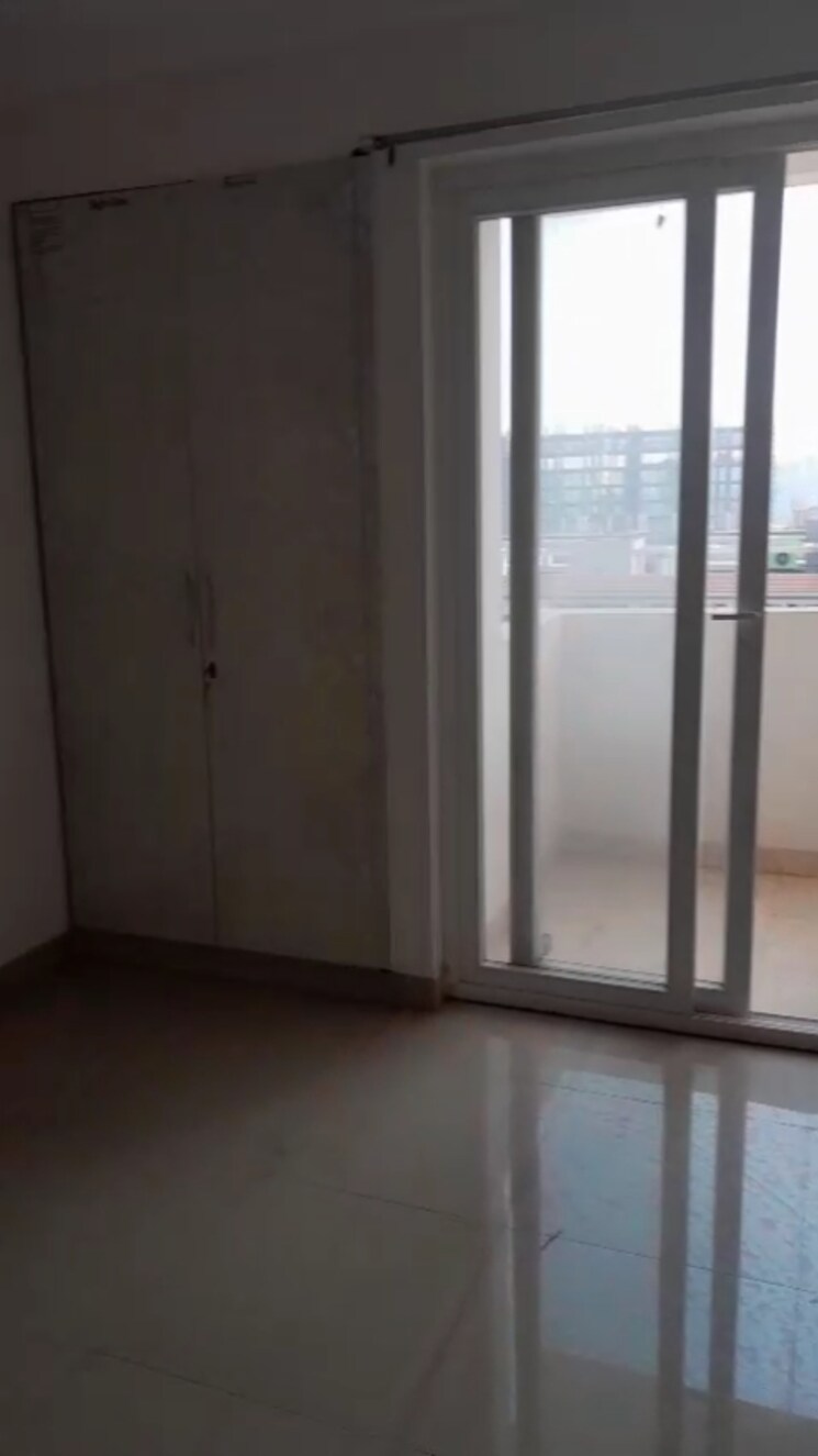 Room, amrapali-leisure-park 2.5 Bedroom 1125 Sq.Ft. Apartment In Amrapali Leisure Valley Greater Noida 9726083