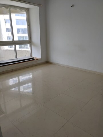 Room in 3 BHK Apartment at Pinnacle Brook Side, Bavdhan – for Rent