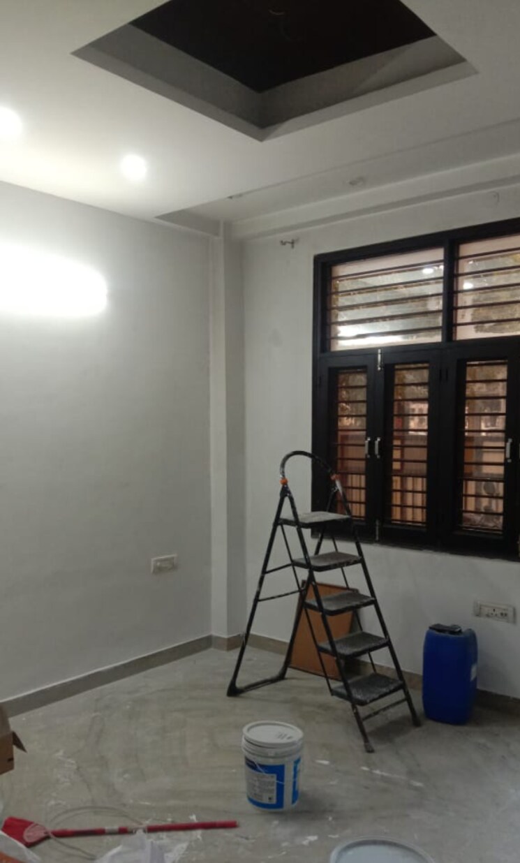 Living Room, kavi nagar block b 3 Bedroom 200 Sq.Yd. Builder Floor In Kavi Nagar Block B Ghaziabad 9726149