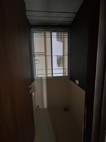 Room in 3 BHK Apartment at Lodha Kiara, Worli – for Rent