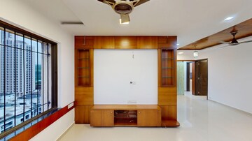 Room in 2 BHK Apartment at Raheja Interface Heights, Malad West – for Rent