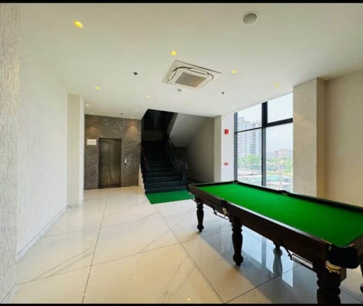 Team Area, vip road 3 Bedroom 1800 Sq.Ft. Apartment In Vip Road Zirakpur 9726159