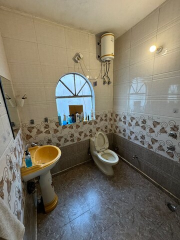 Bathroom in 2 BHK Builder Floor at Saket – for Rent