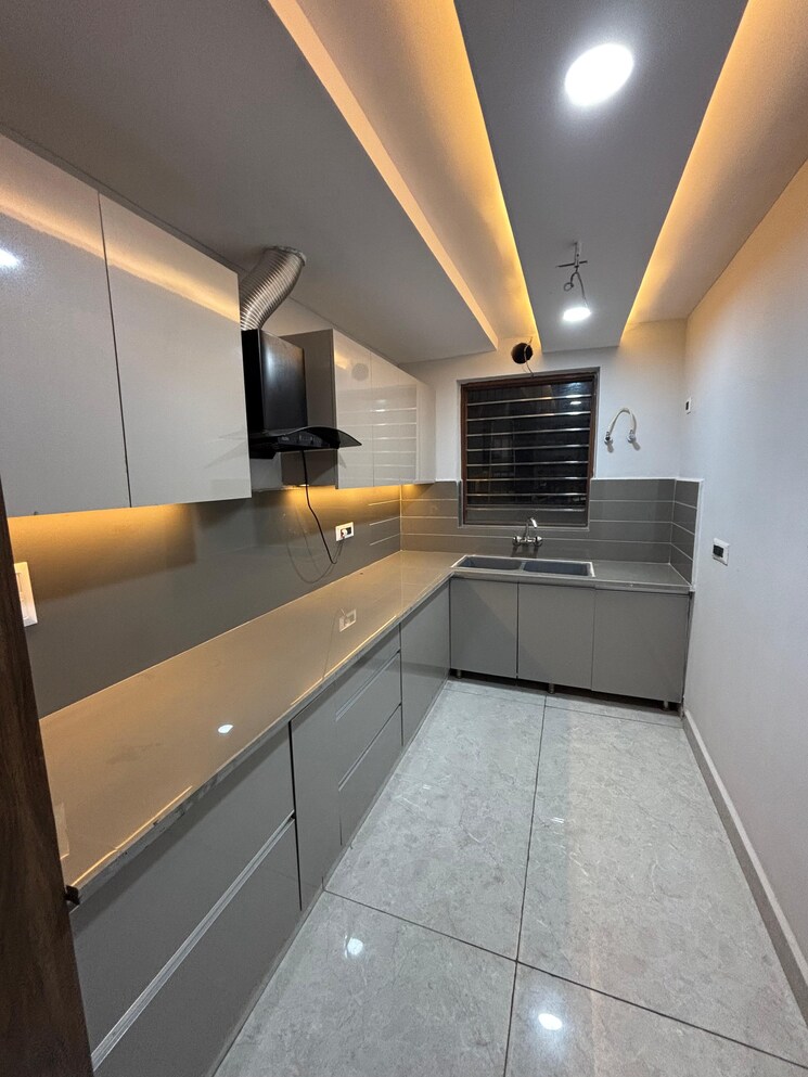 Kitchen, rps-palm-drive 3 Bedroom 125 Sq.Yd. Builder Floor In Sector 88 Faridabad 9726192