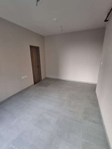 Room in 3 BHK Apartment at Birla Vanya, Kalyan West – for Rent