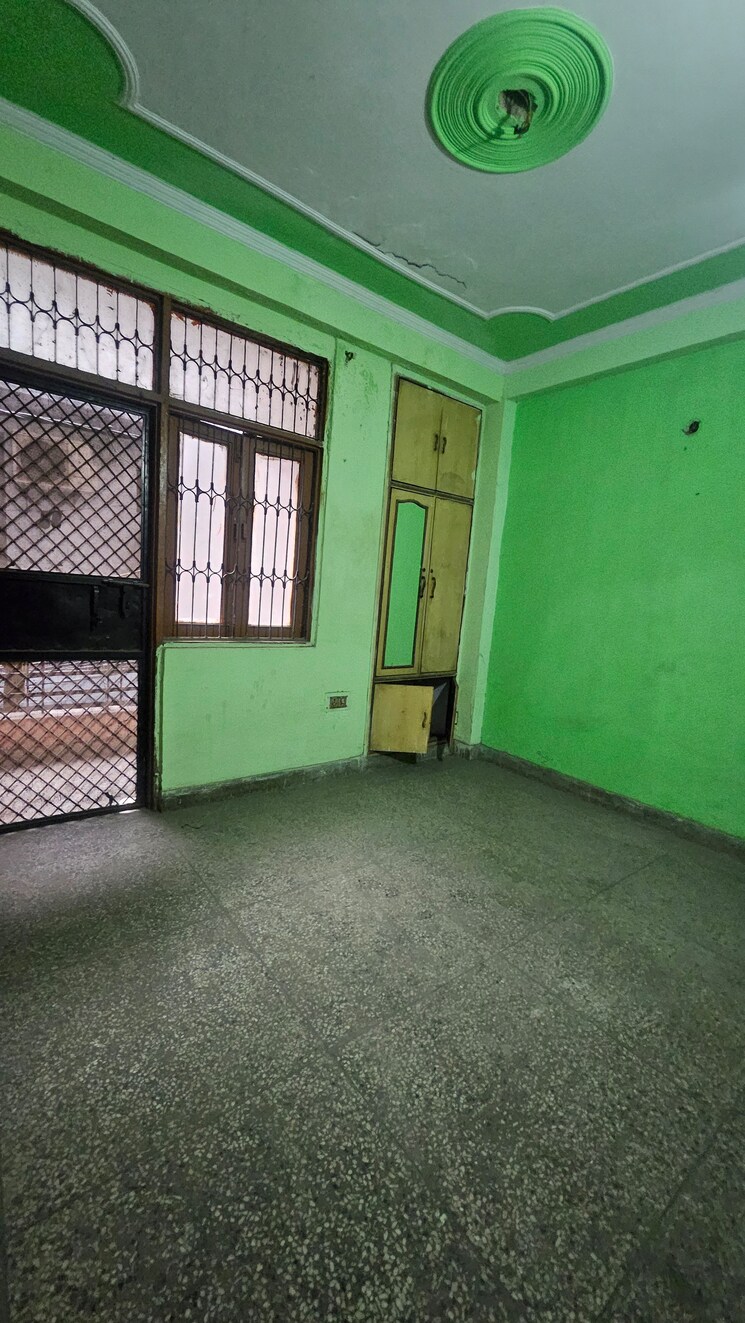 Bedroom, dilshad colony 1 Bedroom 450 Sq.Ft. Apartment In Dilshad Colony Delhi 9726248