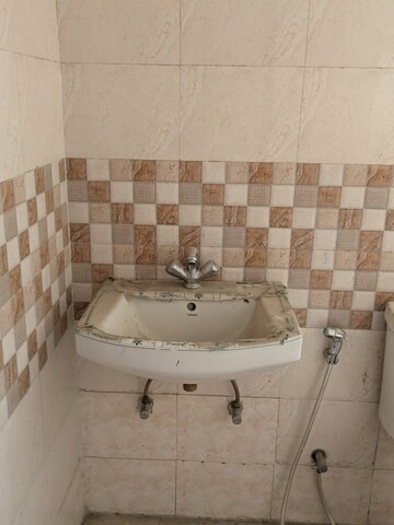 Bathroom in 2 BHK Apartment at Amrapali Golf Homes, Sector 4 Greater Noida – for Sale