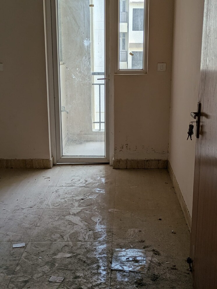 Room, amrapali-golf-homes 2 Bedroom 835 Sq.Ft. Apartment In Sector 4 Greater Noida Greater Noida 9726251