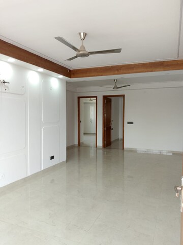 3 BHK Apartment For Rent in New Sathi Apartment, Sector 54