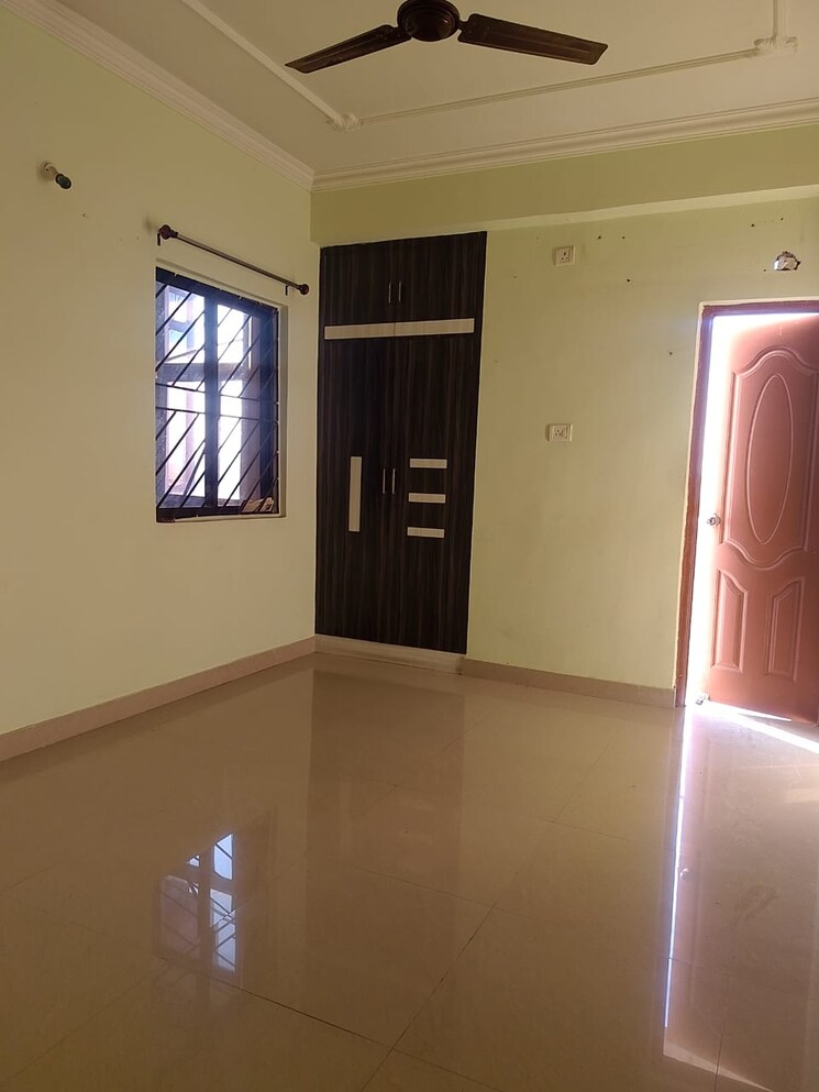 Room, morabadi 3 Bedroom 1400 Sq.Ft. Apartment In Morabadi Ranchi 9726294