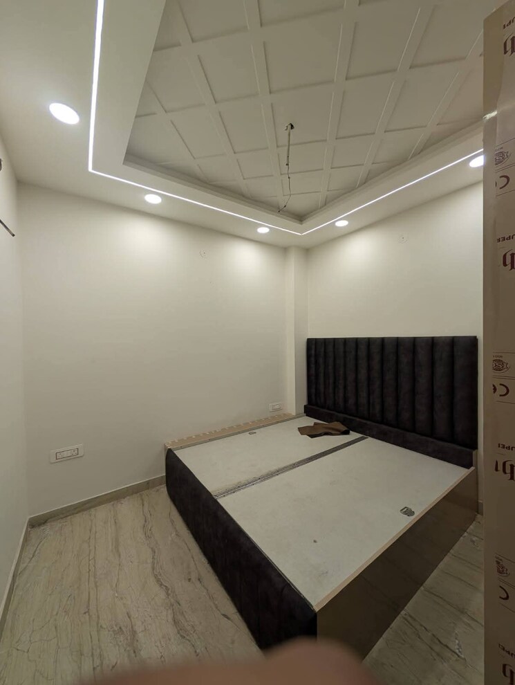 Room, saket 2 Bedroom 800 Sq.Ft. Apartment In Saket Delhi 9726312