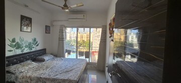 Bedroom in 2 BHK Apartment at Yash Laxman Niwas, Malad West – for Rent