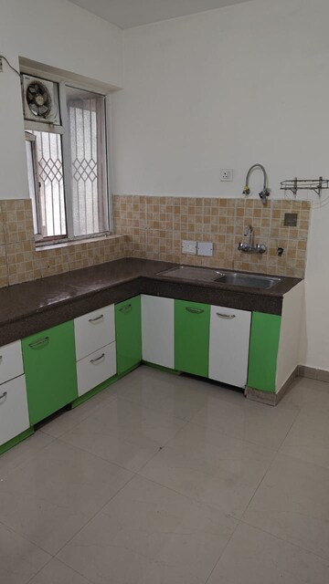 Kitchen in 2.5 BHK Builder Floor at Orchid Island, Sector 51 – for Sale