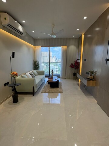 4 BHK Apartment For Sale in Shreeji Sky Rise, Kandivali West