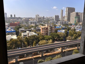  Shop For Rent in Borivali East